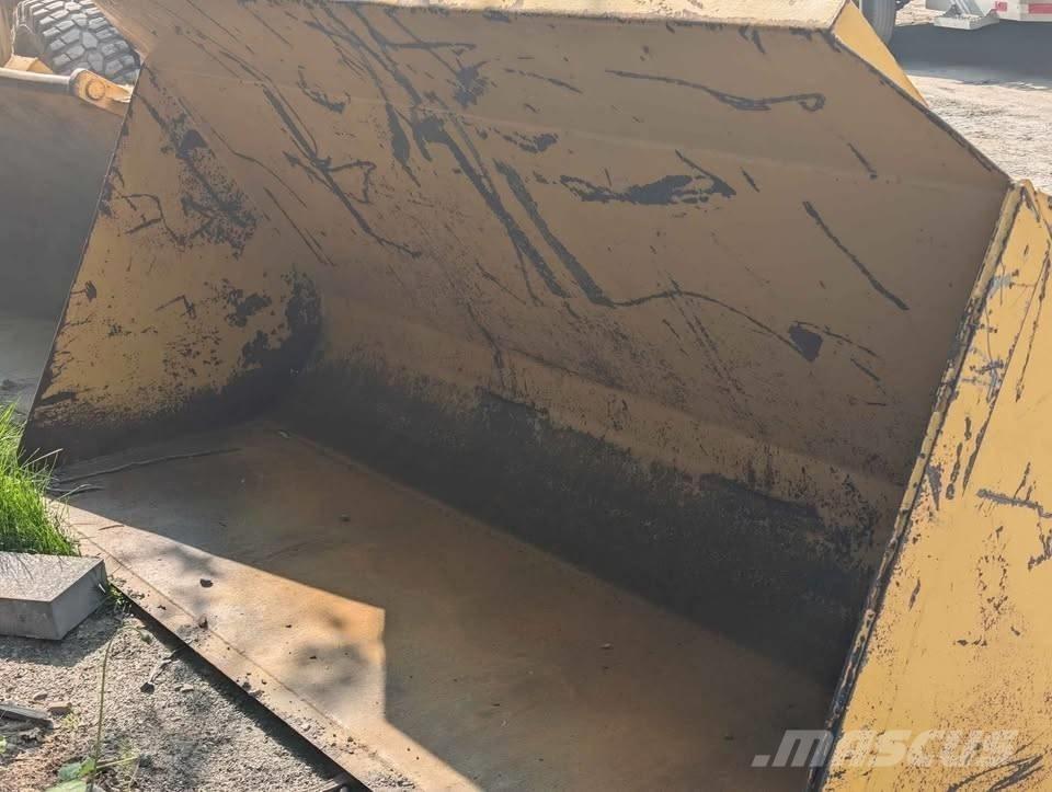 John Deere 310 SE 反铲装载机
