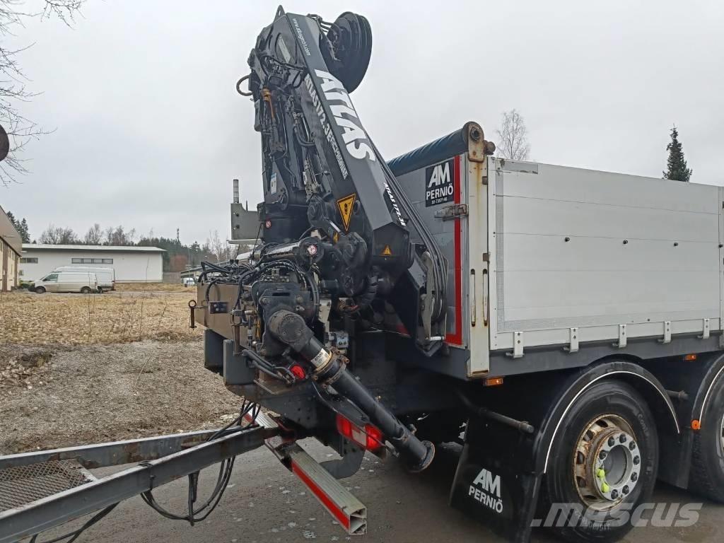 DAF XF 530 FAW 起重车