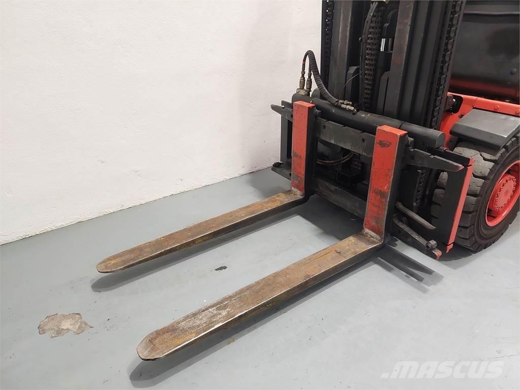 Linde E48P 电动叉车