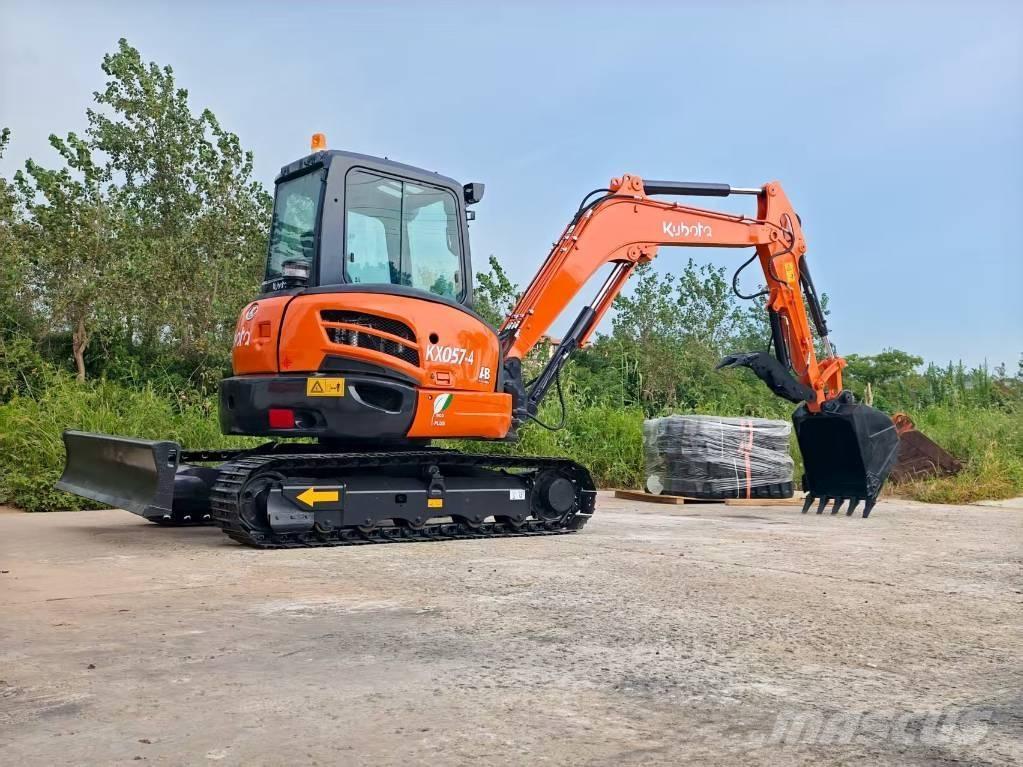 Kubota KX057-4 小型挖掘机
