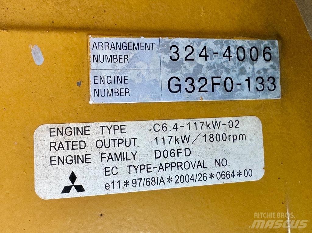 CAT 323 D LN 履带挖掘机