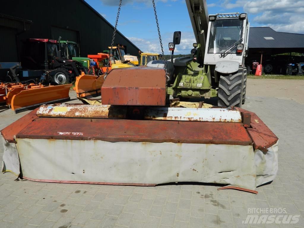 Kuhn 700F 割草机