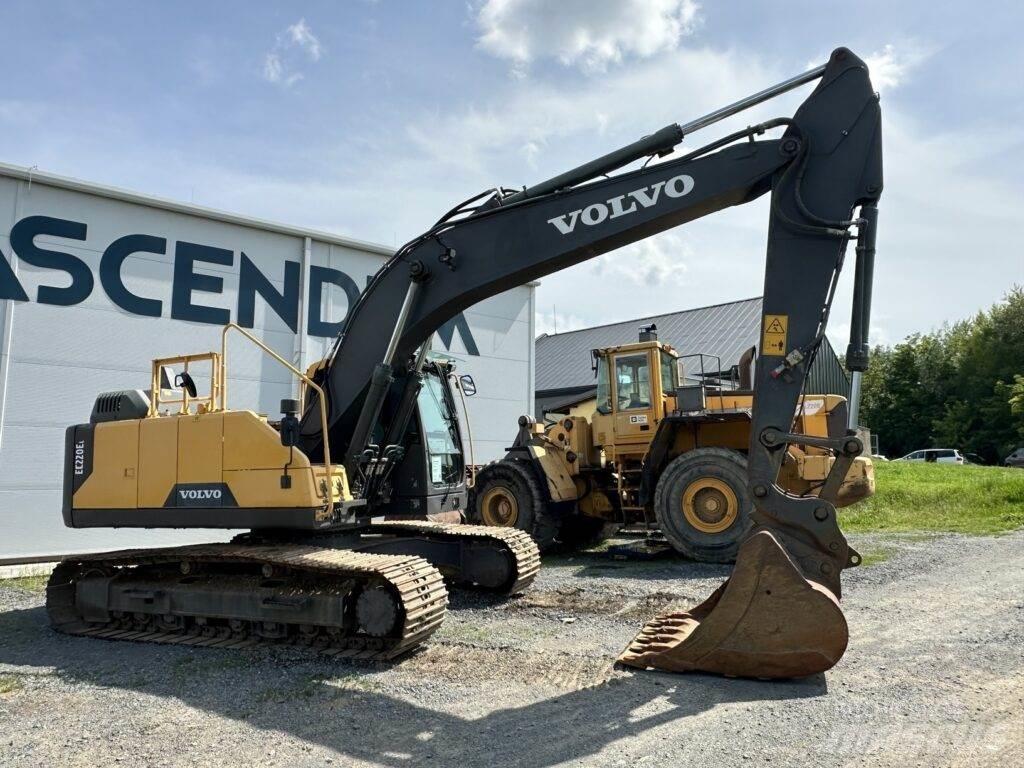 Volvo EC220EL 履带挖掘机