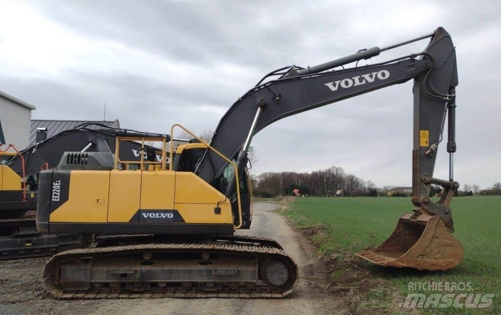 Volvo EC220EL 履带挖掘机