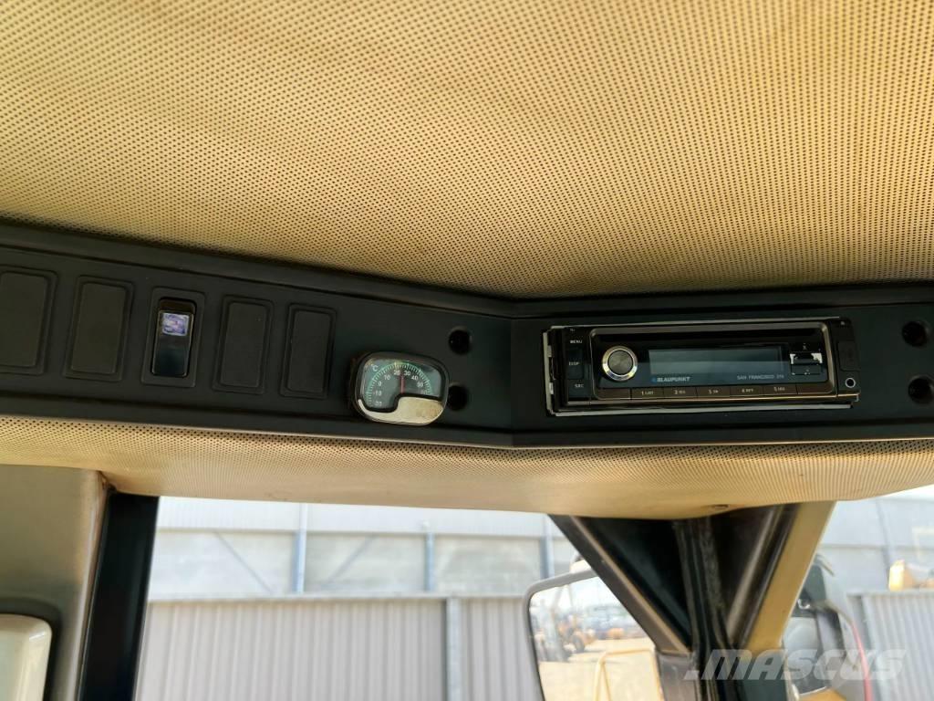 CAT 824H 轮式推土机