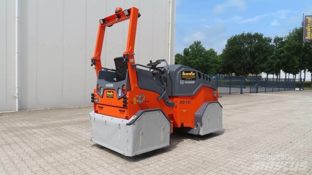 Hamm HD14i TT 胶轮压路机
