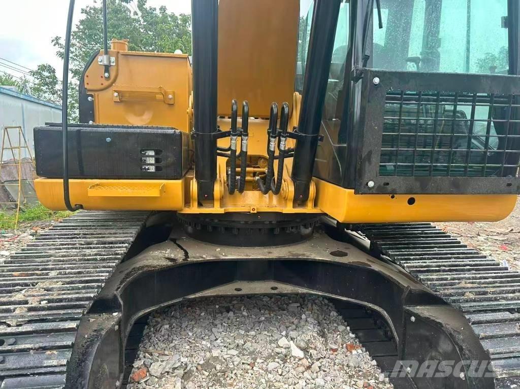 CAT 320D2L 履带挖掘机