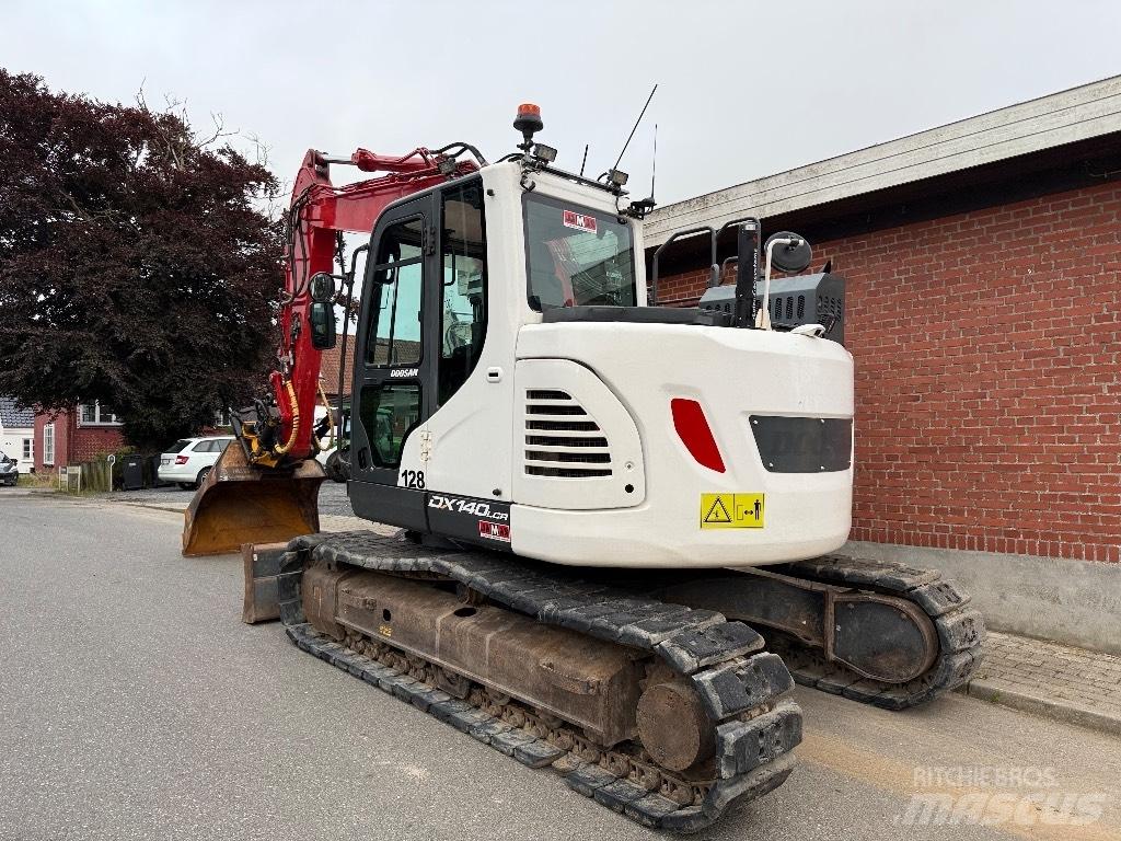 Doosan DX 140 LCR 履带挖掘机