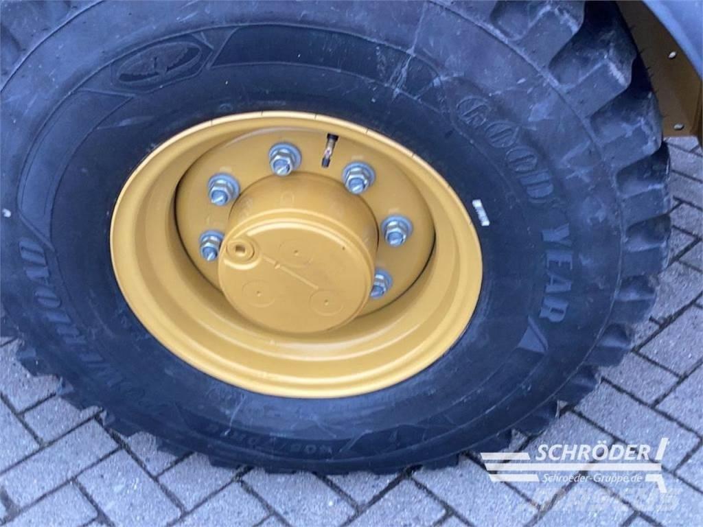 CAT 906 轮式装载机