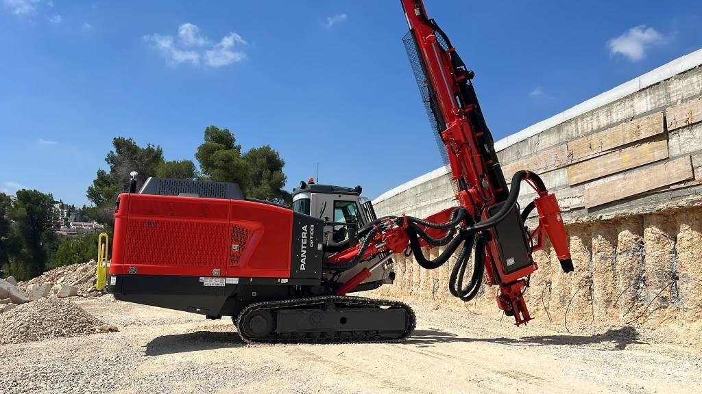 Sandvik DP 1100 i 钻孔机