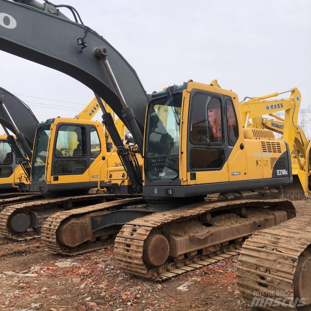 Volvo EC210B 履带挖掘机