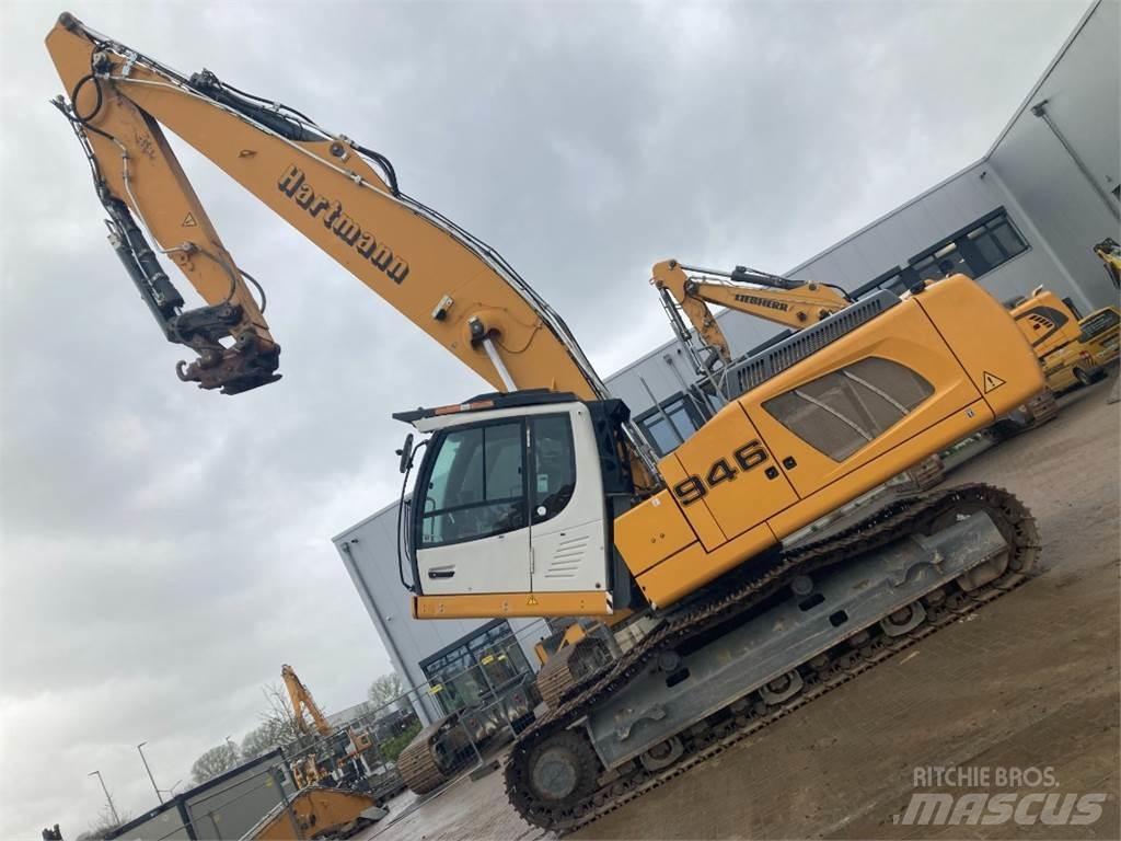 Liebherr R946 履带挖掘机