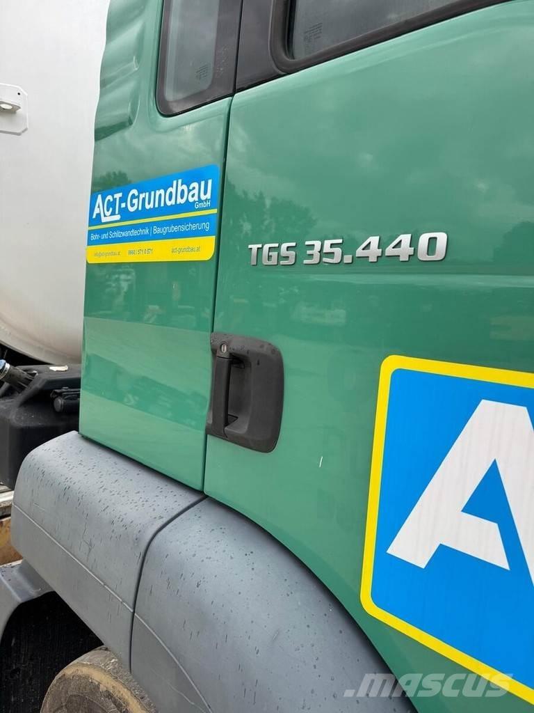 MAN TGS 32 - 440 翻斗车