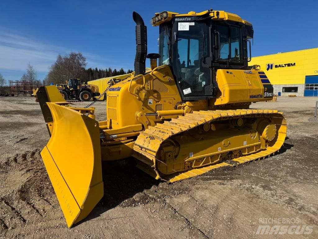 Komatsu D51PXI-24E0 履带式推土机