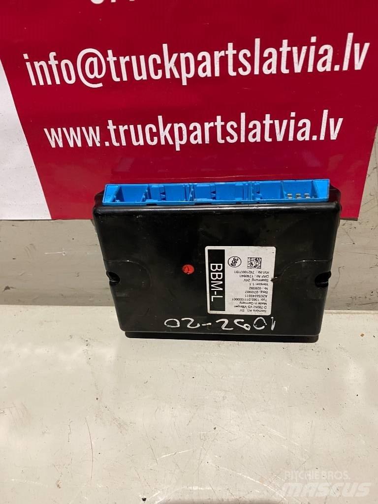 DAF XF 105.  1740941 电子设备