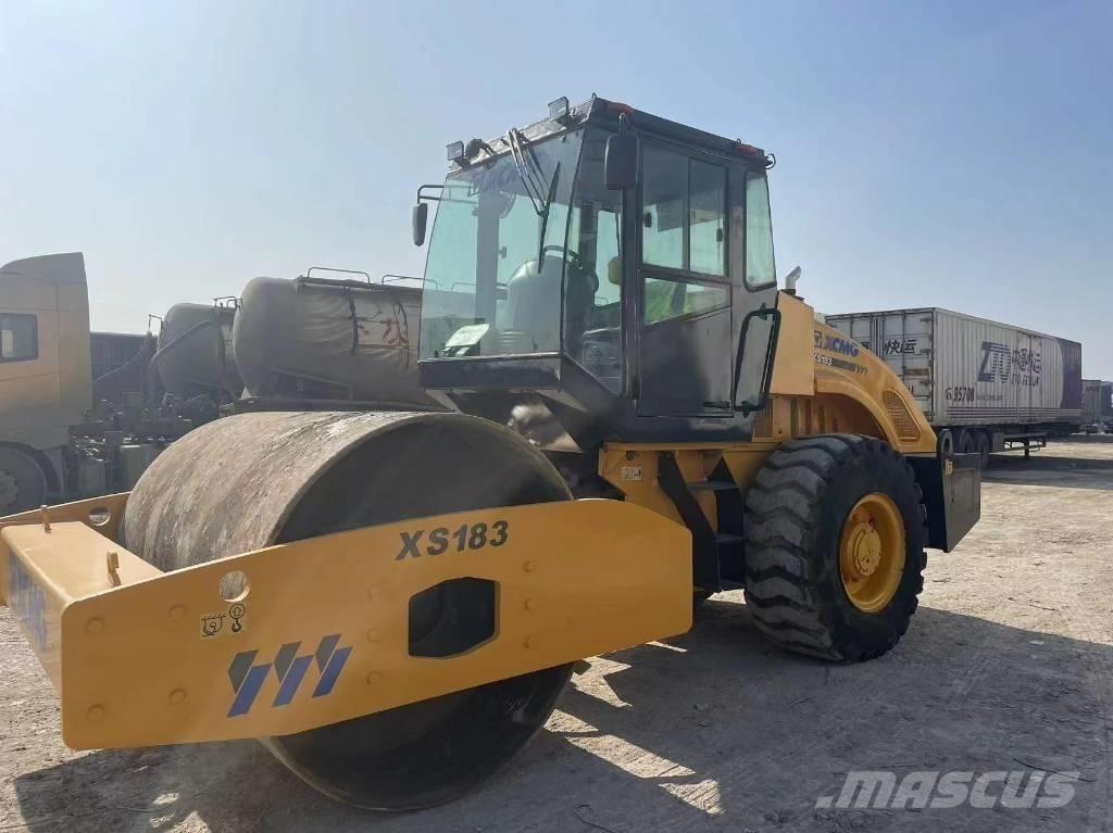 XCMG XS 183 单轮压路机
