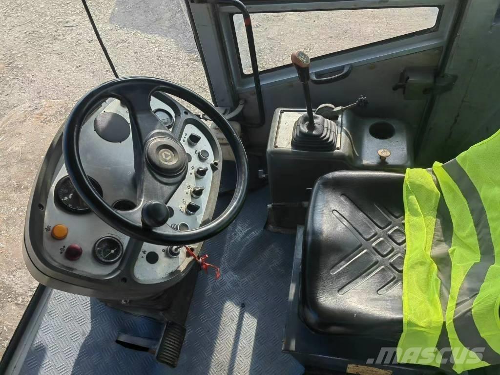 XCMG XS 183 单轮压路机