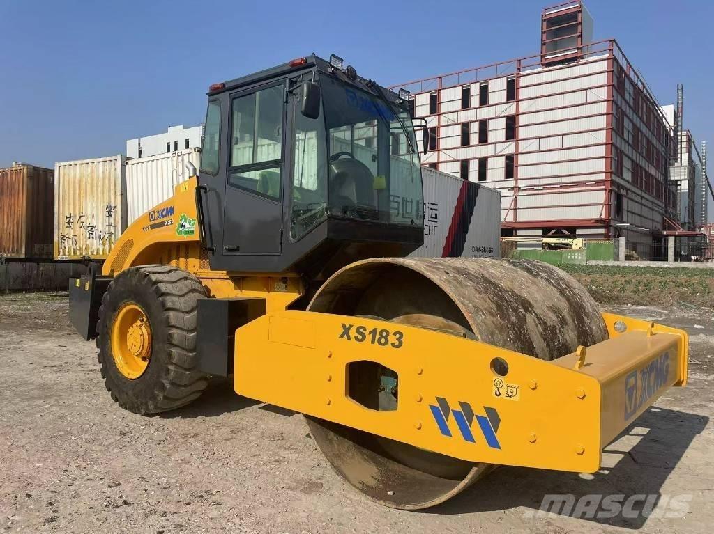 XCMG XS 183 单轮压路机