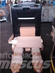 Hyster P2.0S FBW 电动搬运车