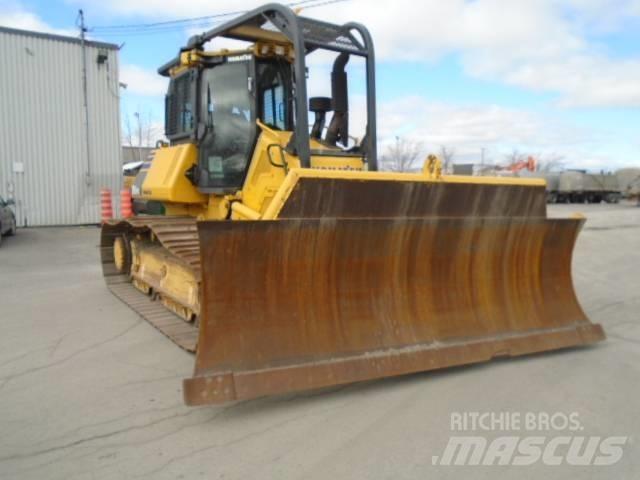 Komatsu D61PX-24 履带式推土机