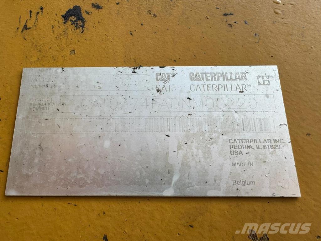 CAT 374FL 履带挖掘机