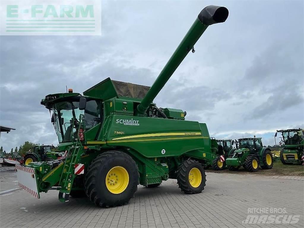 John Deere t560 联合收割机