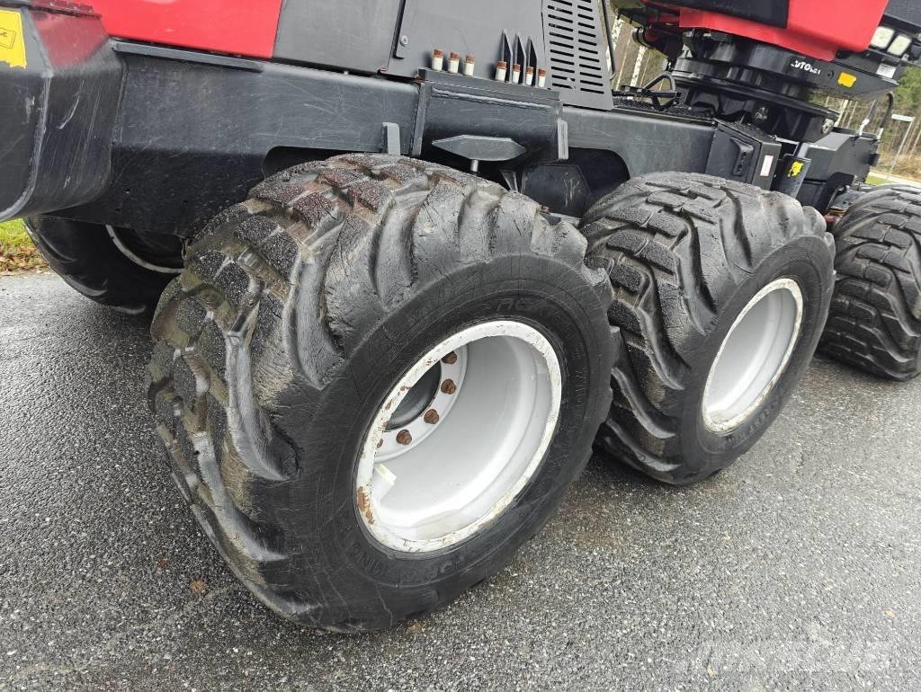 Komatsu 901 XC 收割机