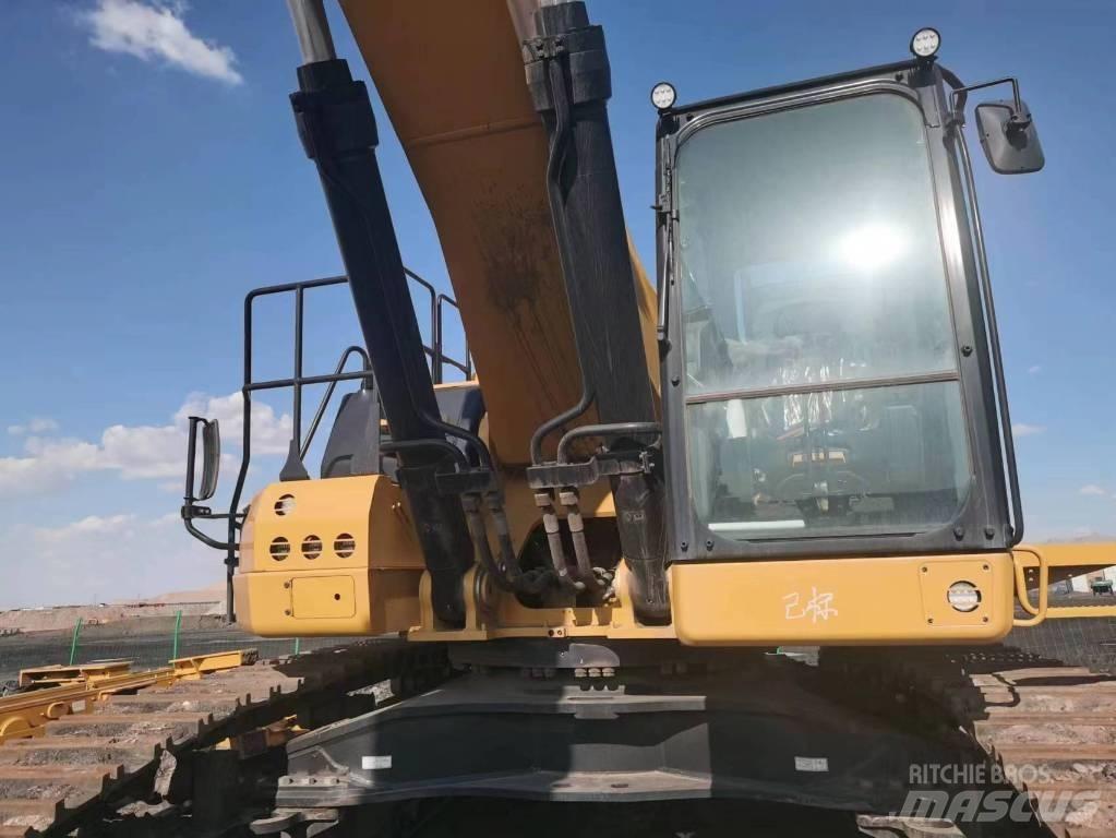 CAT 2020 CAT 374 轮式挖掘机