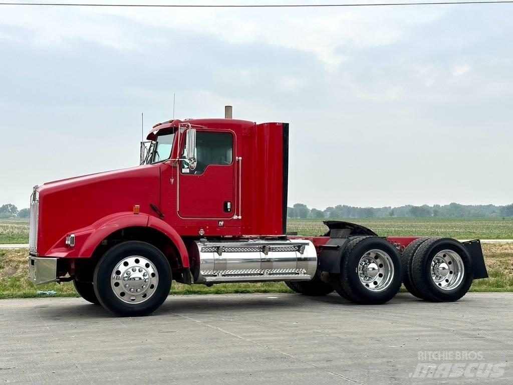 Kenworth T 800 牵引车