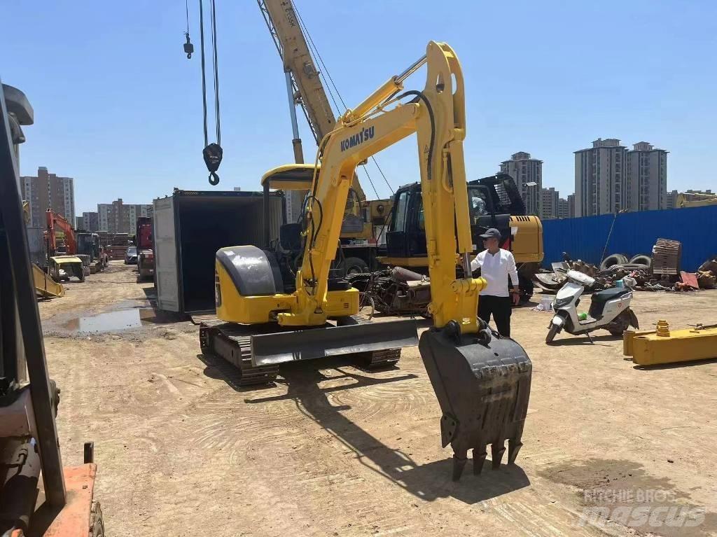 Komatsu PC 40 小型挖掘机