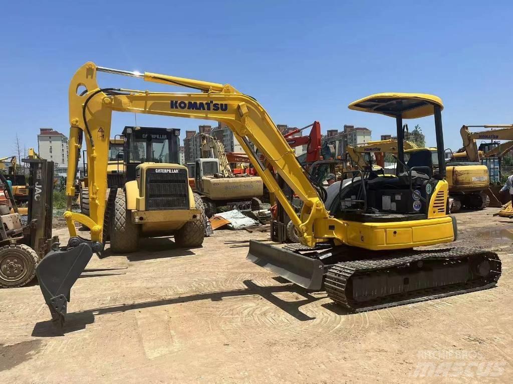 Komatsu PC 40 小型挖掘机