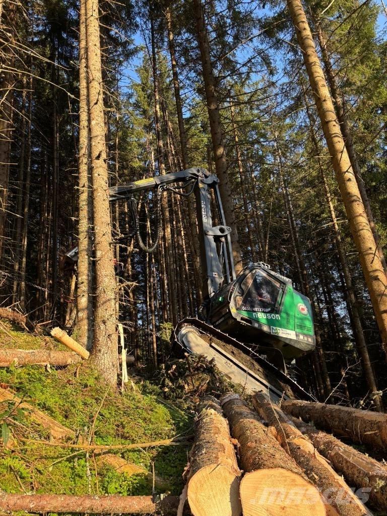 Neuson Forest 204HVT 收割机