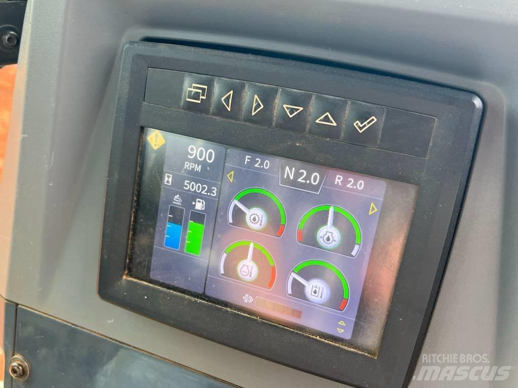 John Deere 750L LGP 履带式推土机