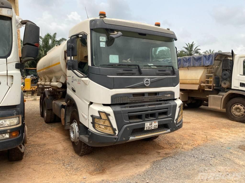 Volvo FMX 400 油罐车