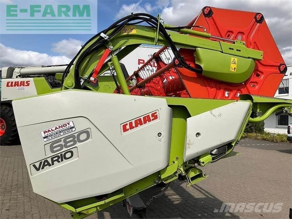 CLAAS trion 650 联合收割机