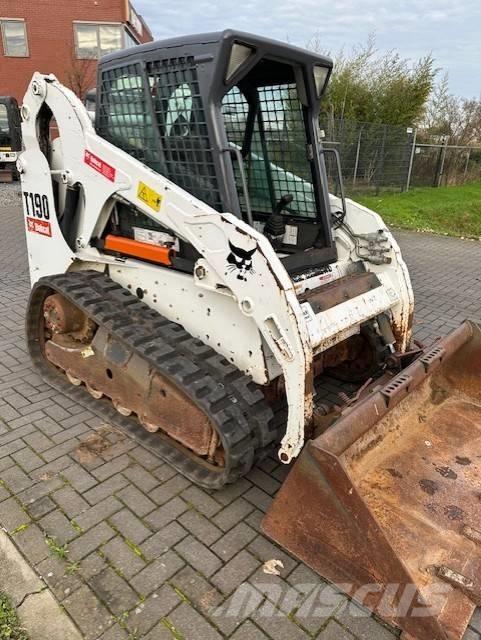 Bobcat T 190 滑移装载机