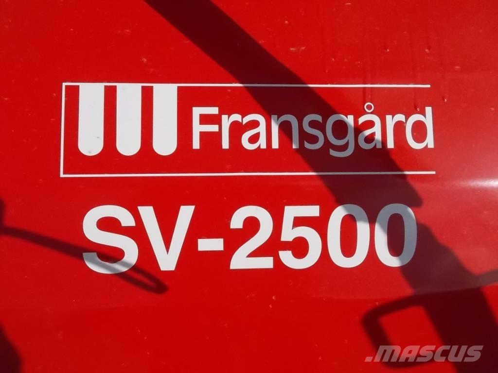 Fransgård SV 2500 犁耙和摊草机