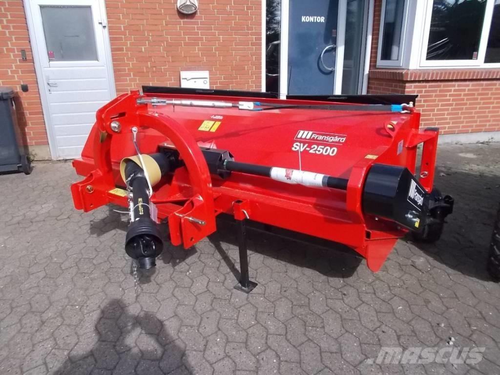 Fransgård SV 2500 犁耙和摊草机