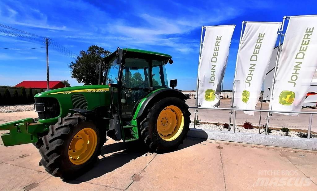 John Deere 5720 拖拉机/农用车