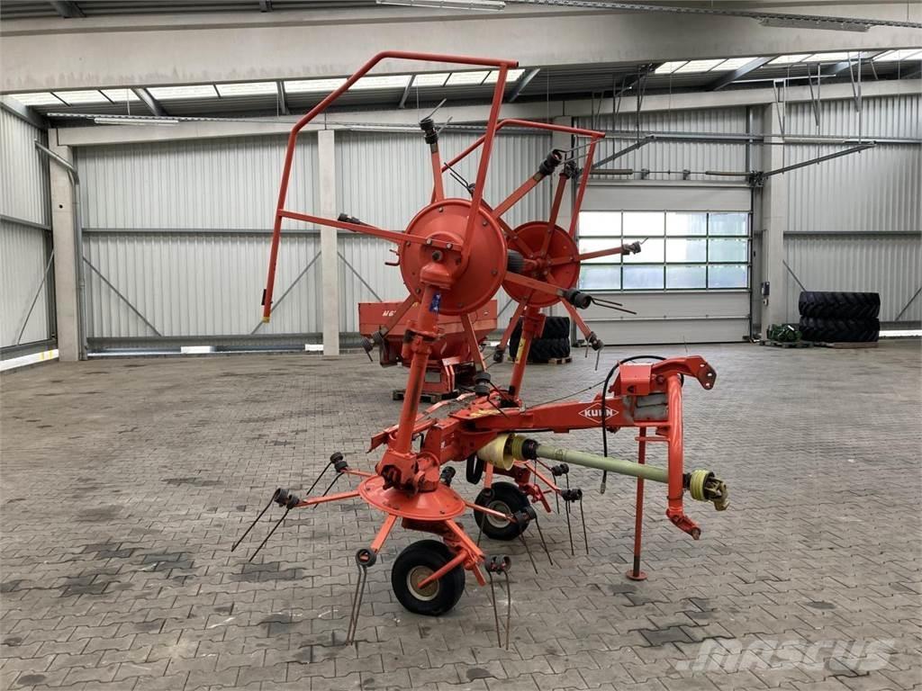 Kuhn GF 5001 MH 犁耙和摊草机