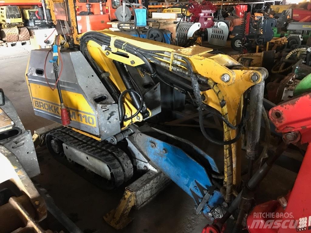 Brokk BM110E 小型挖掘机