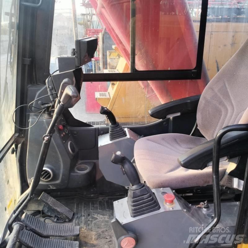Sany SCC 600 A-6 履带起重机