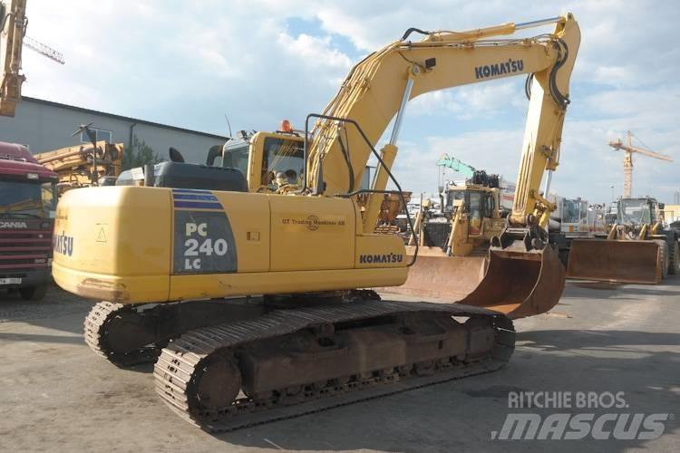 Komatsu PC240-8 履带挖掘机