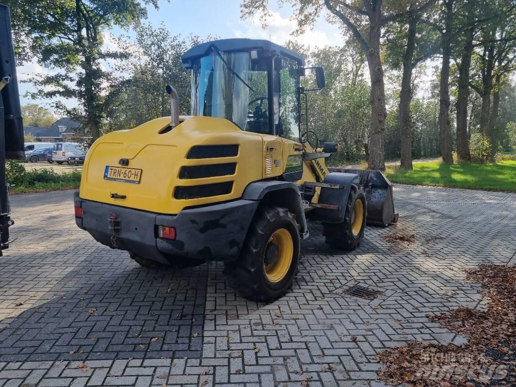 Yanmar V 120 轮式装载机