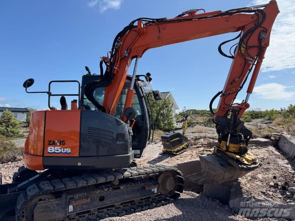 Hitachi ZX 85 US-6 中型挖掘机