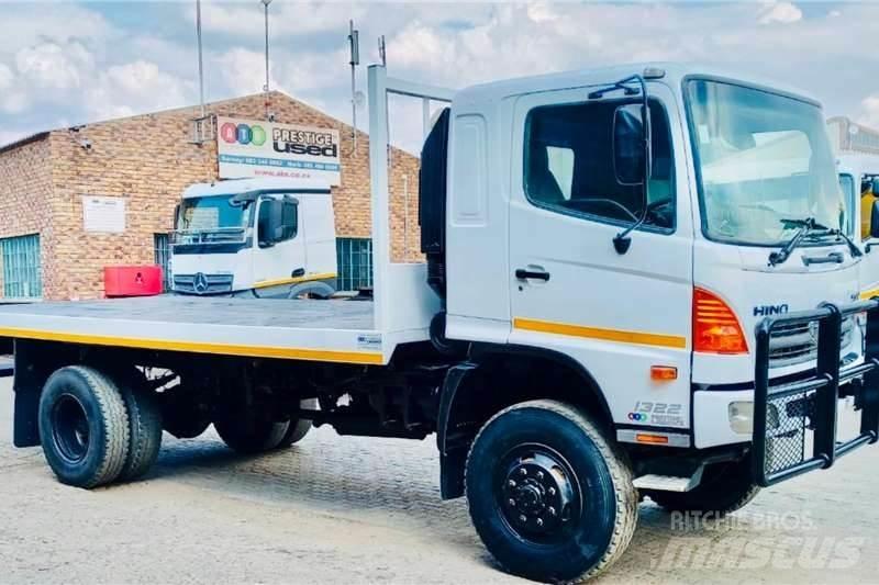 Hino 500 1322 4x4 其他货车