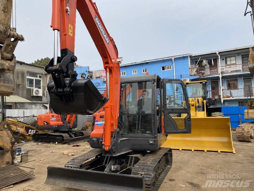 Doosan DX 60 履带挖掘机