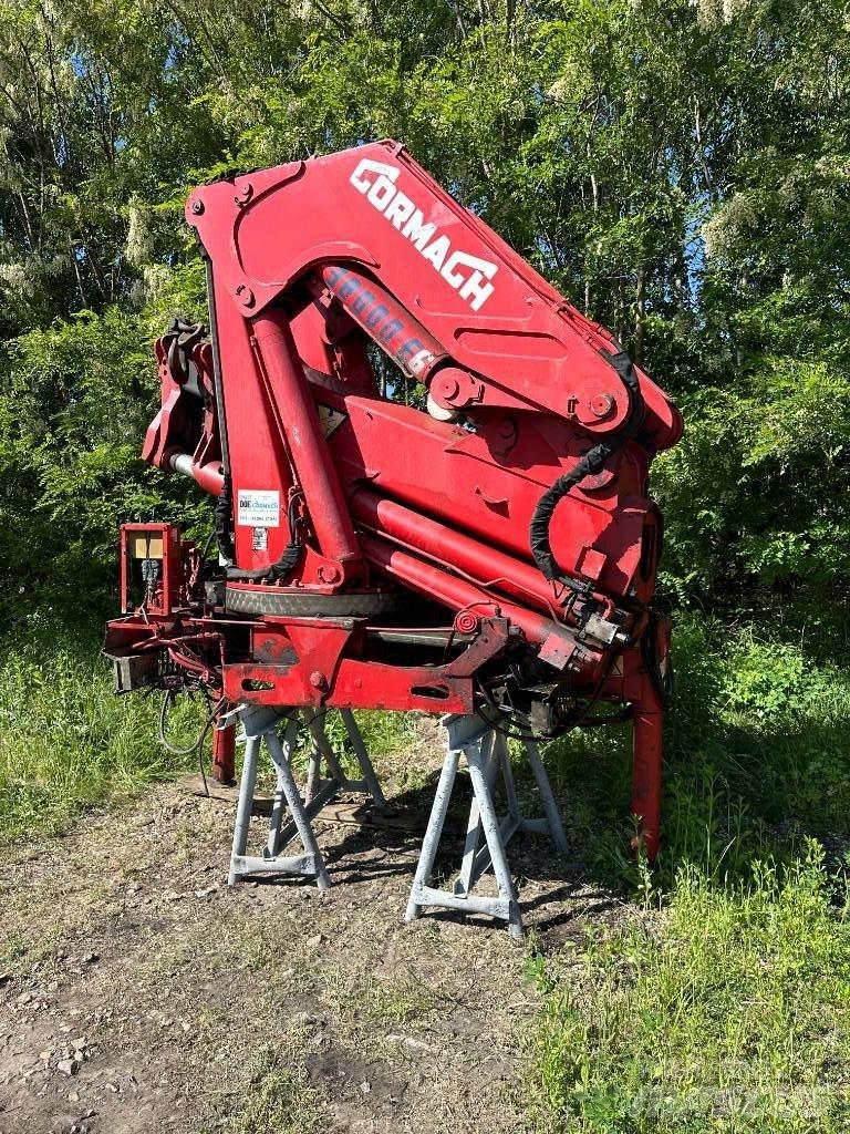 Cormach 38000 E6 随车折臂吊