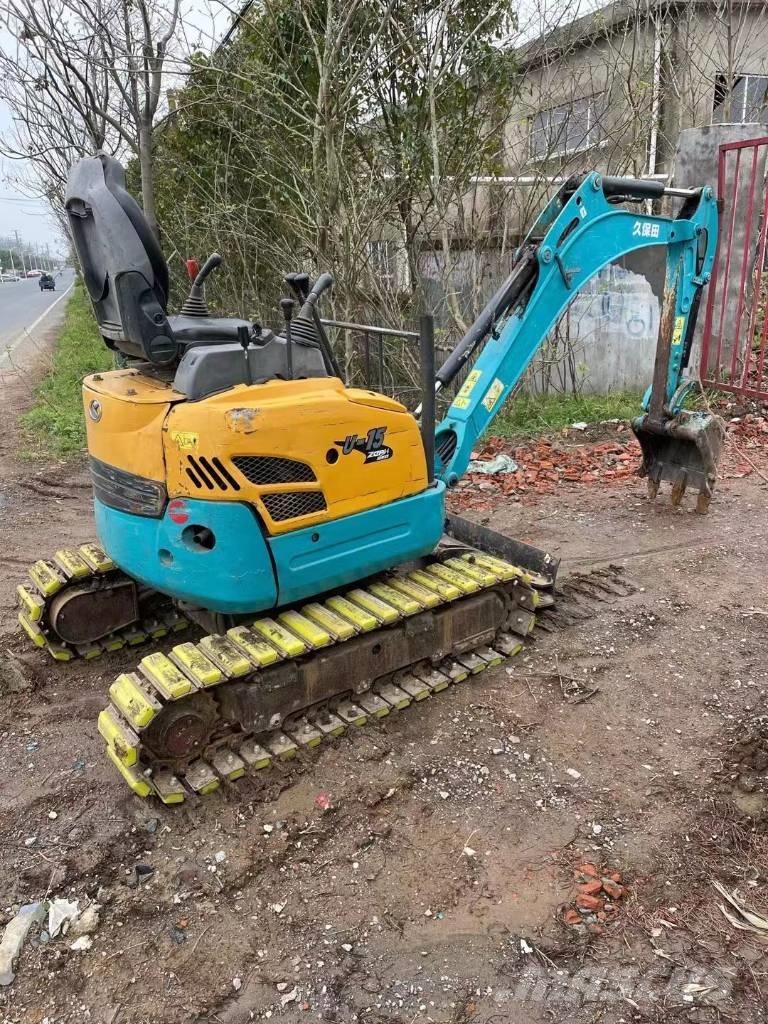 Kubota U15 小型挖掘机