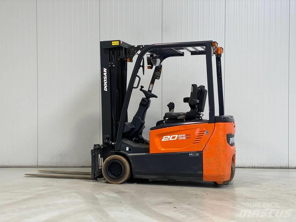 Doosan B20T-7 电动叉车